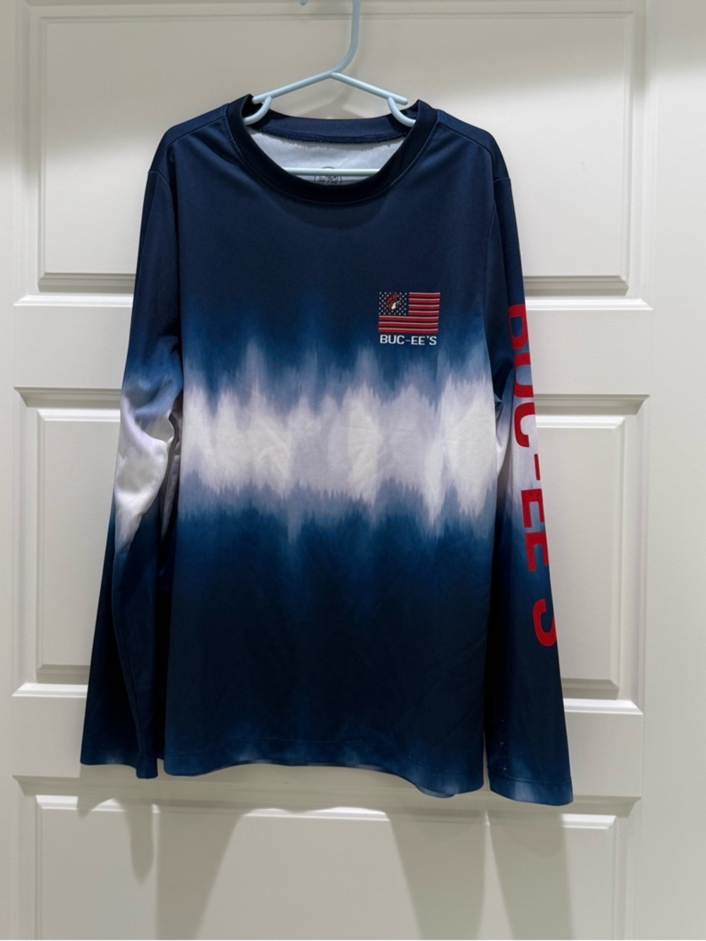 Buc-ee's Performance Long Sleeve Blue American Flag Shirt